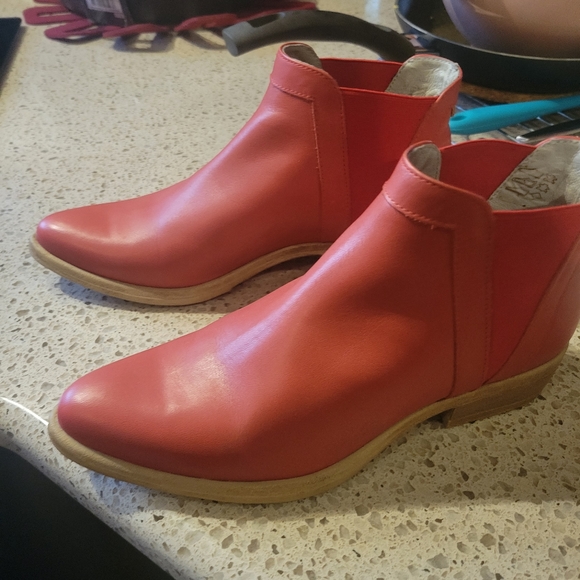 Creation of Minds 6US red pink EUC - Picture 6 of 8